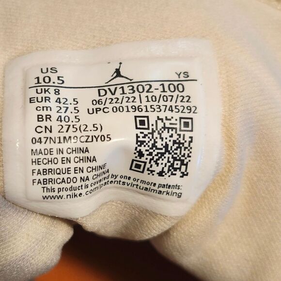 Nike Air Jordan 1 Mid SE "Sport Spice" DV 1302-100 Womens Sz.10.5 2023 - Picture 9 of 10